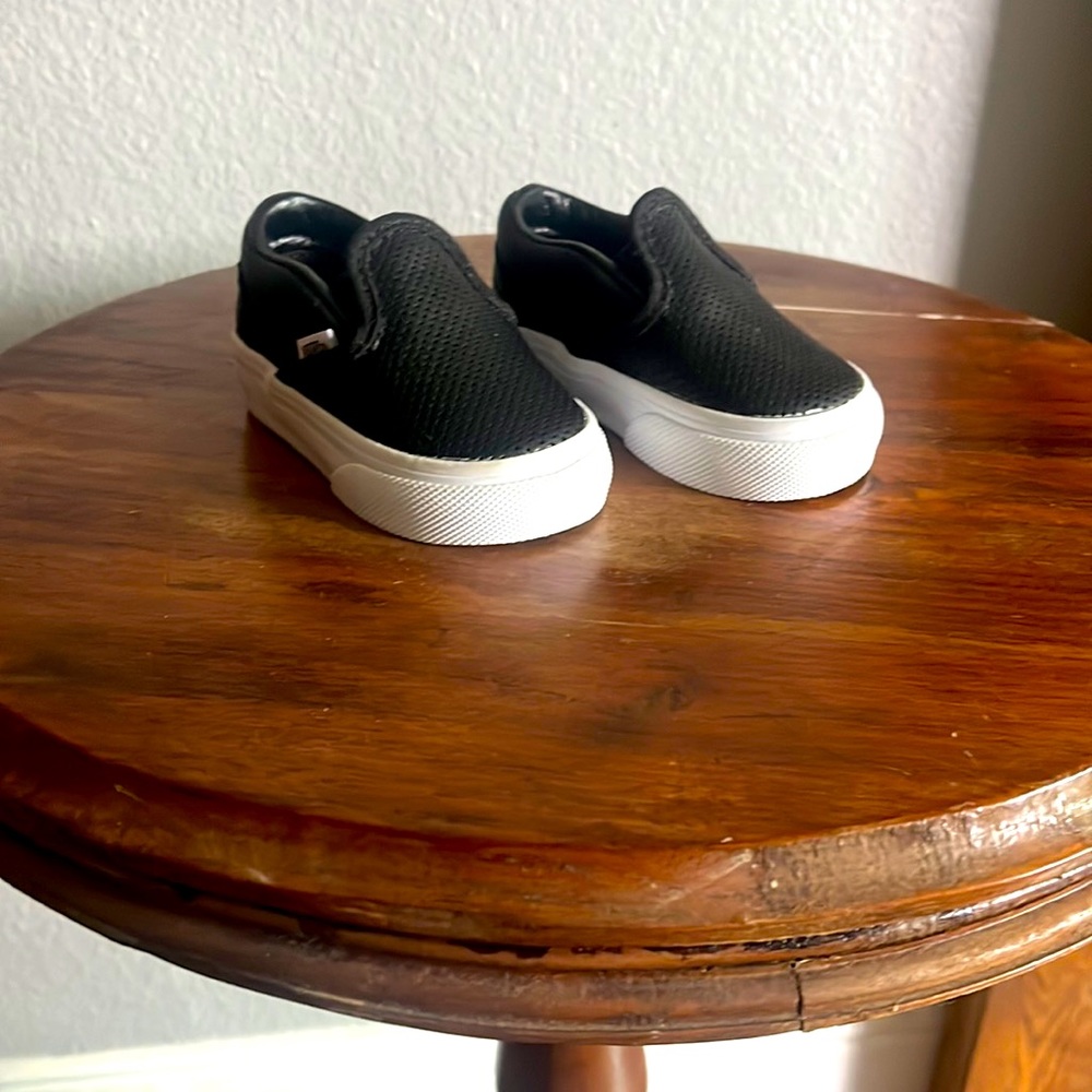 Baby Vans size 2.5